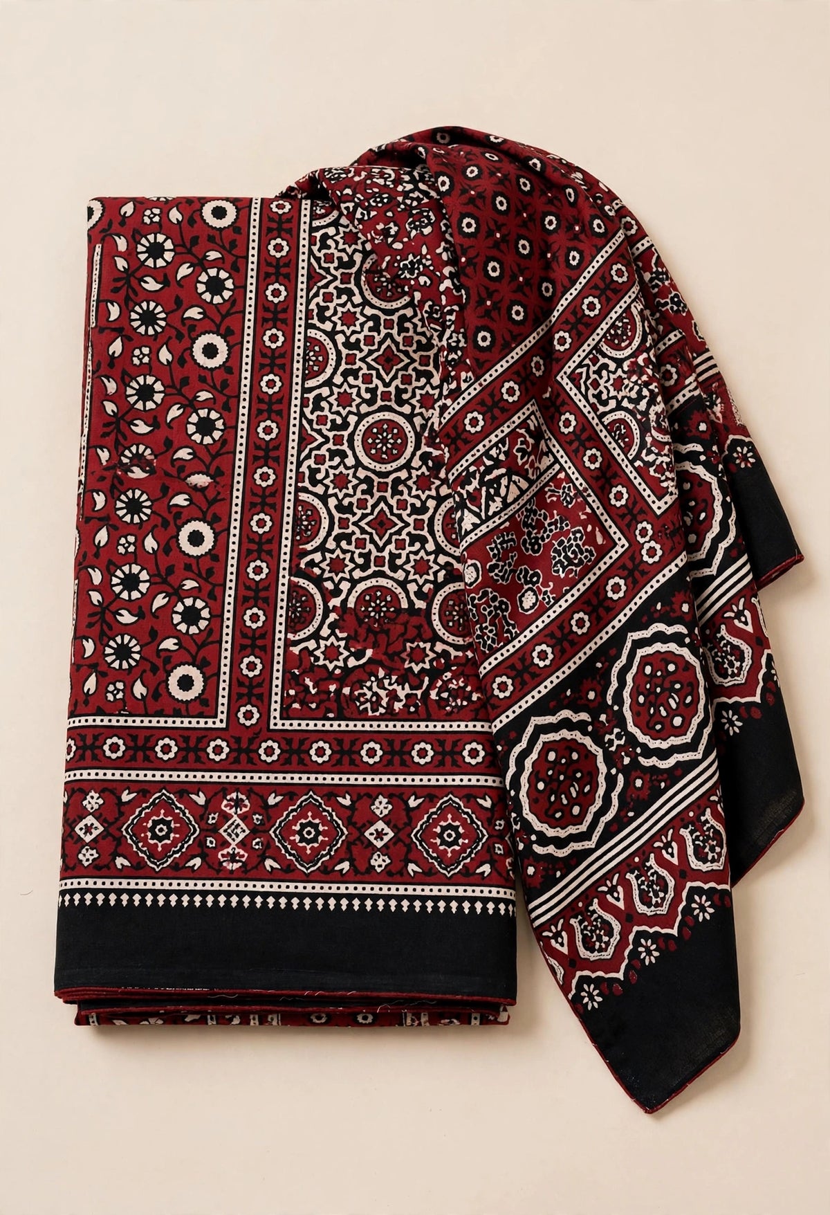 Sindhi Ajrak