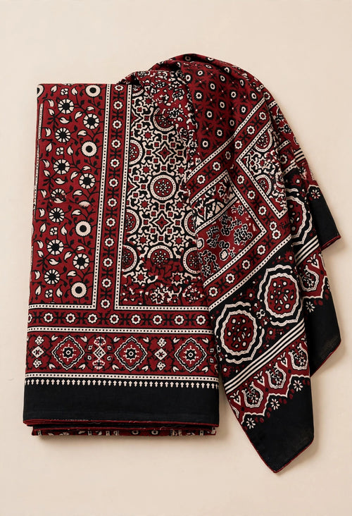 Sindhi Ajrak